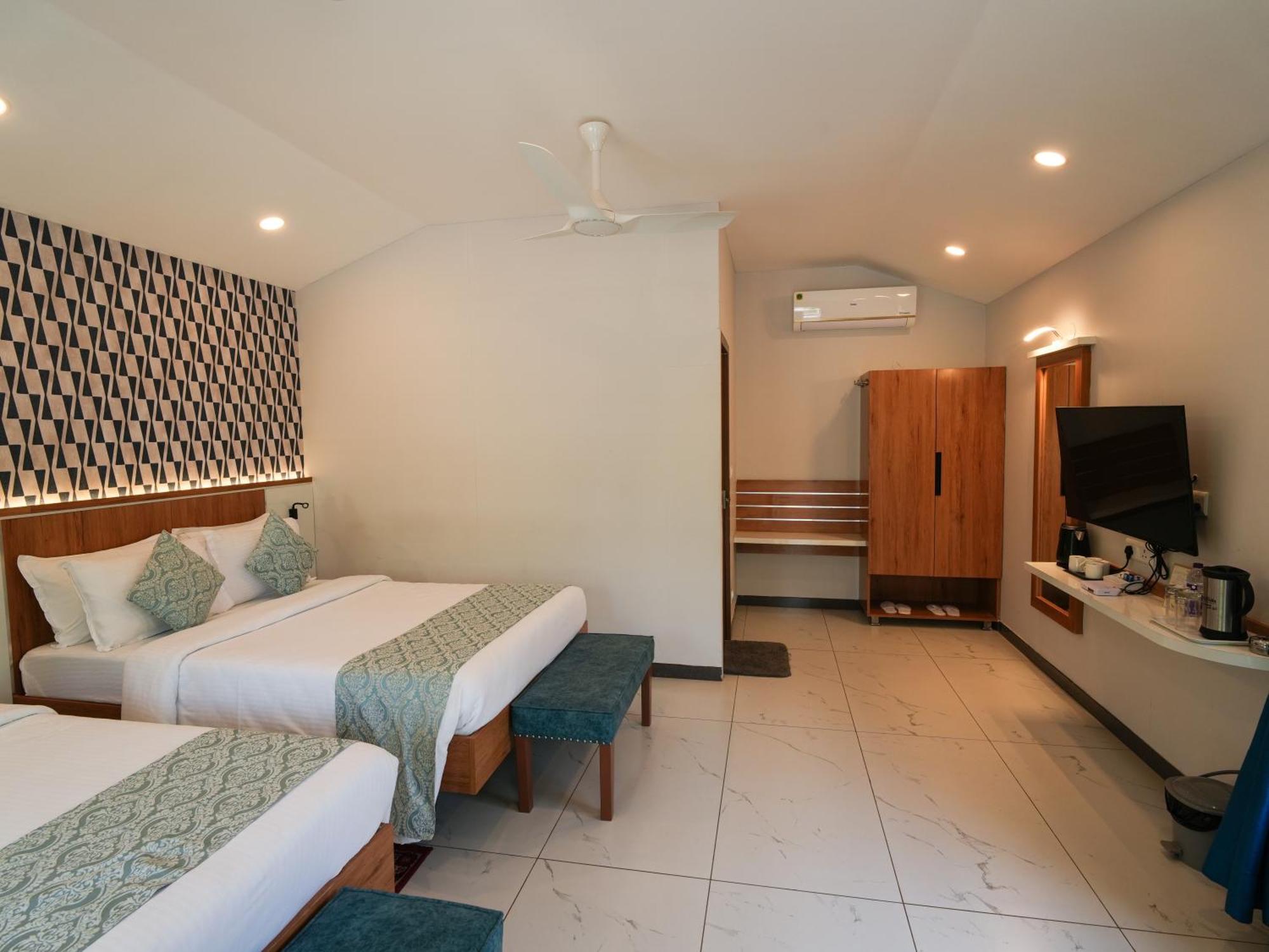 Mgm Whispering Wind'S Yelagiri Hotel Екстериор снимка